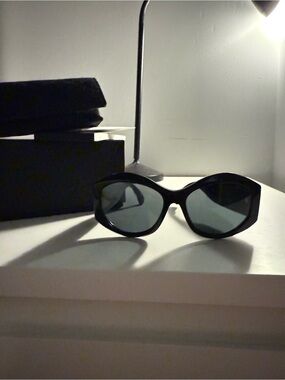 CHANEL Black Oversized Round Sunglasses with Quilted Case